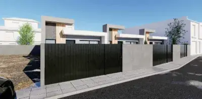 Casa en Venta Cúllar Vega 3 Dormitorios Patio Privado