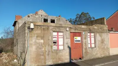 Casa en venta en Calle Feira Berdillo, Número 0