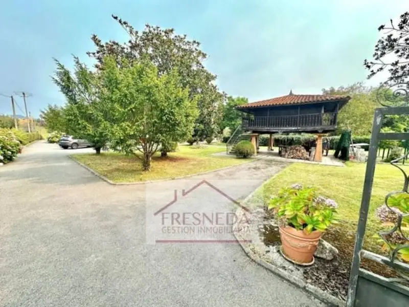 venta Chalet en Soto de Llanera, Asturias (56675268928.106600)- Globaliza