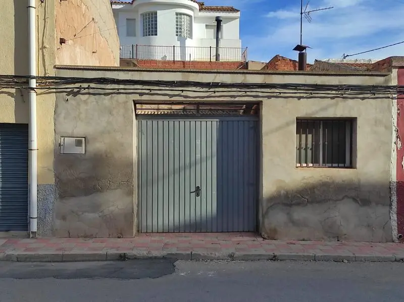Parcela Urbana 88m2 Sax Alicante - Edificio 3 Plantas