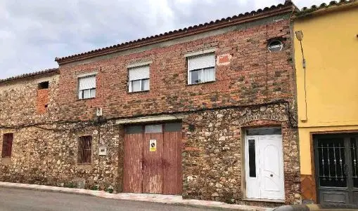 Casa en Venta Chillon 4 Dormitorios 3 Baños 258m2