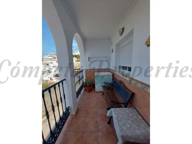Apartamento 3 Dormitorios Cómpeta 96m² Terraza Vistas