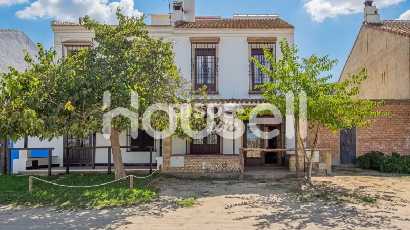 Casa en venta en Calle de Santa María, cerca de Calle de los Varales