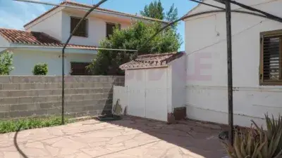 Chalet en venta en Almardà