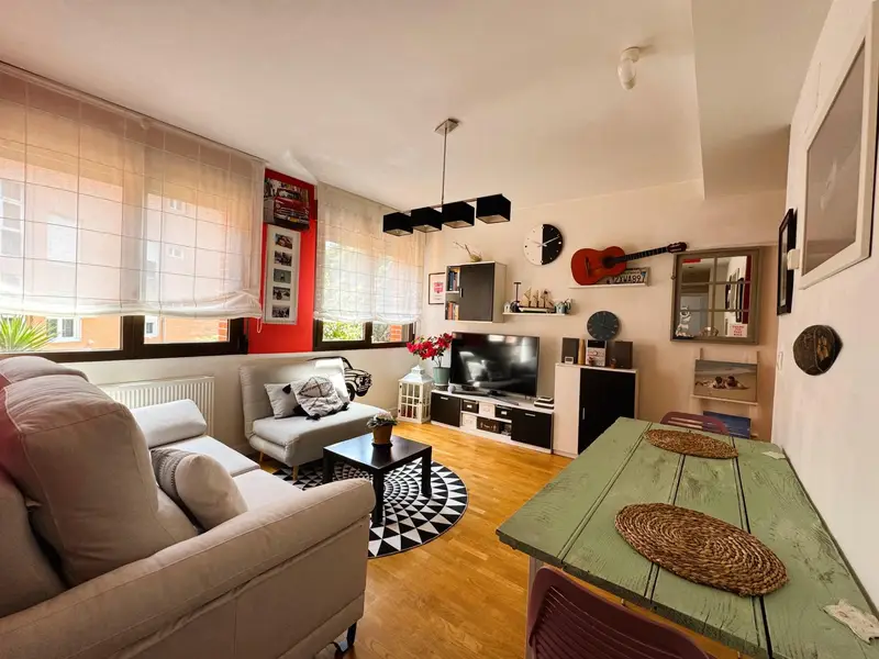 Piso en venta Lutxana 2 habitaciones 1 baño cerca metro