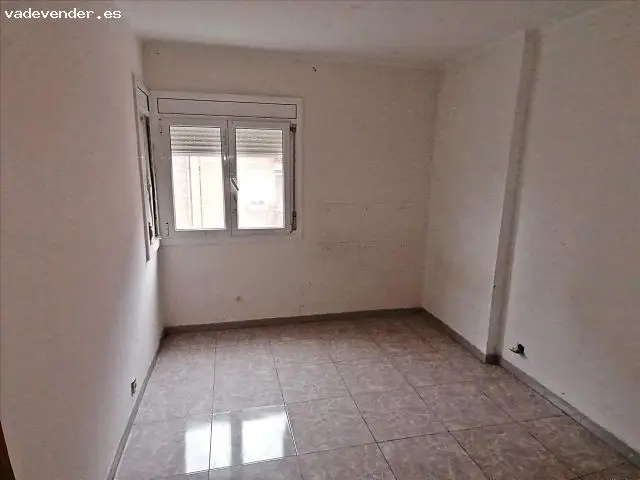 Piso para reformar en Ca Noriac Sabadell