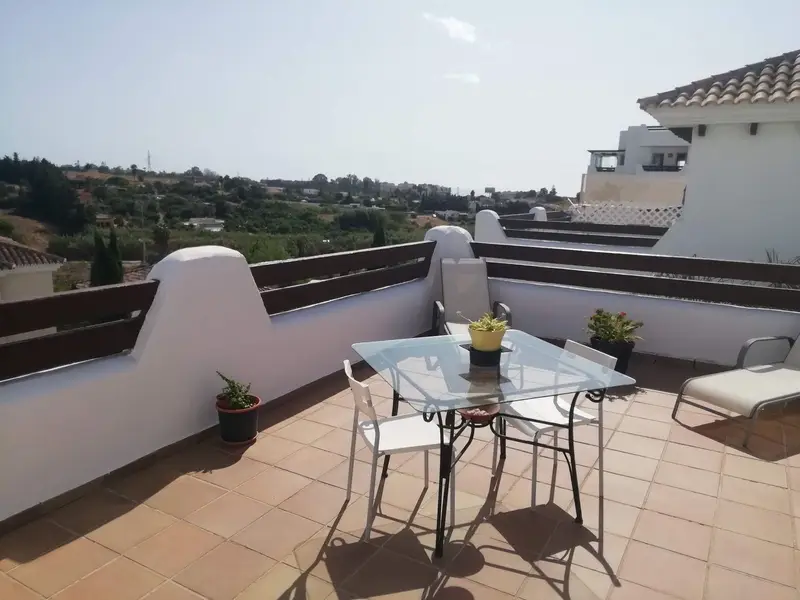 Casa en Venta La Resina Golf Estepona 3 Dormitorios Jardin Privado