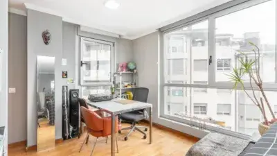 Apartamento en Oviedo con Garaje y Trastero
