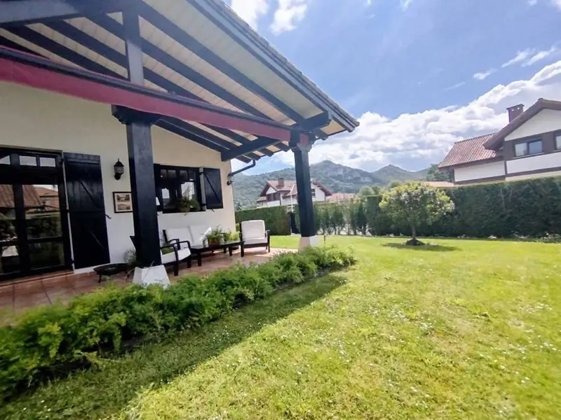 venta Chalet en Mollaneda, Cantabria (104156)- Globaliza