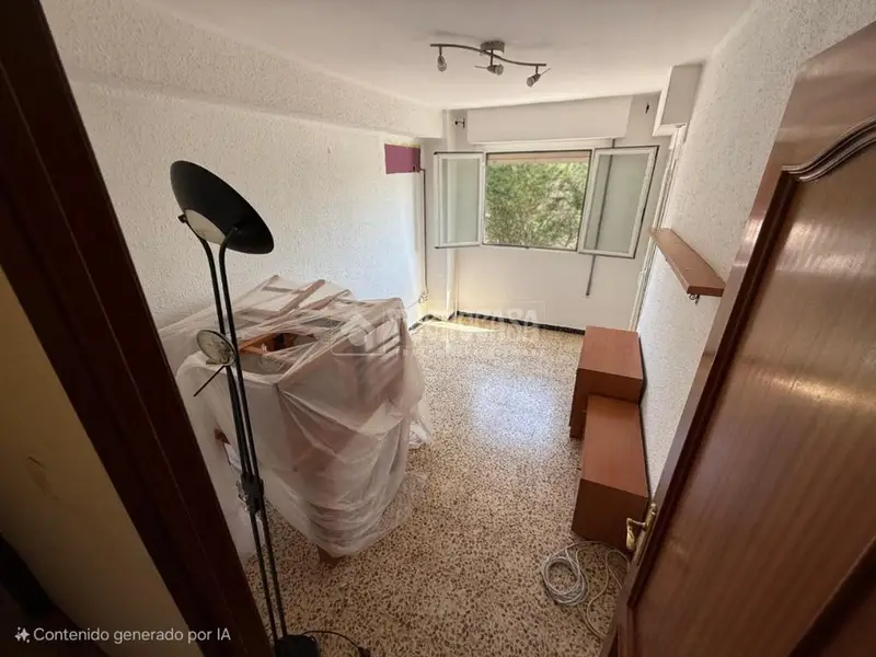 Piso en Venta en La Jota 3 Dormitorios Segunda Planta con Ascensor