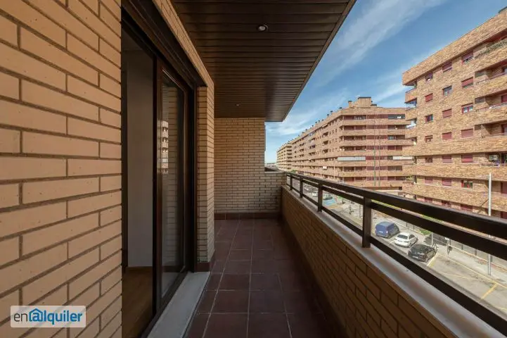 Alquiler Piso Seseña 2 Dormitorios Piscina Garaje Trastero