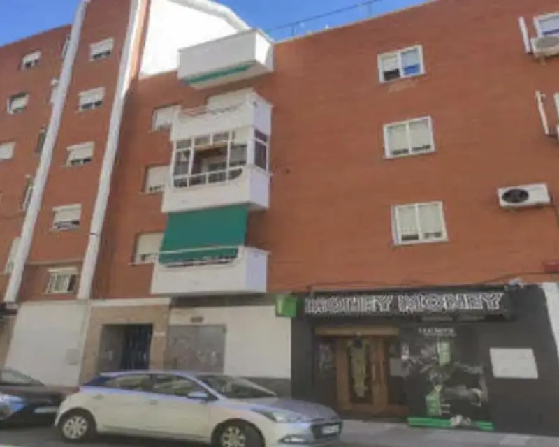 Piso 4 habitaciones 2 baños Badajoz 9985m2