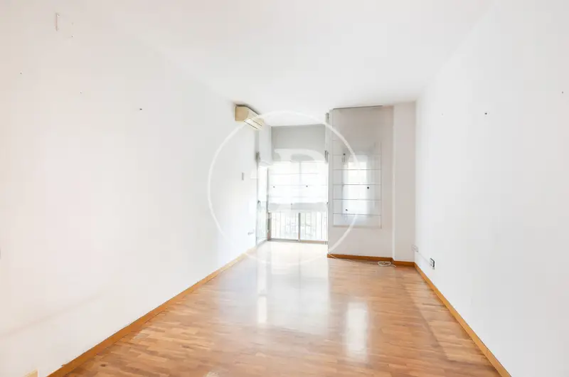 Piso en venta calle Bruc cerca Diagonal 4 habitaciones 2 baños