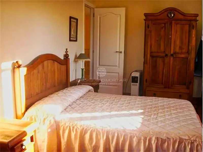 Chalet en Venta Xativa 5 Dormitorios Piscina Jardin