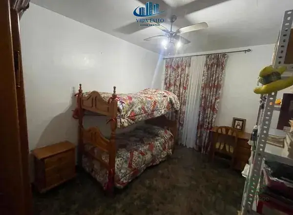 Casa en Jaen con 5 Dormitorios y Terraza - Financiacion 100%