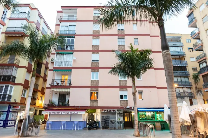 Venta Local Comercial con Terraza en Almuñécar Centro