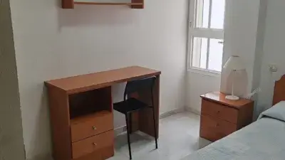 Piso en Alquiler Jerez Centro Plaza Madre de Dios 68m2