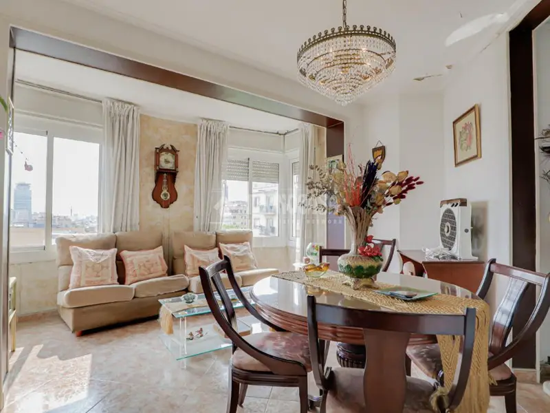 Piso en venta Eixample Vistas Sant Antoni 3 dormitorios