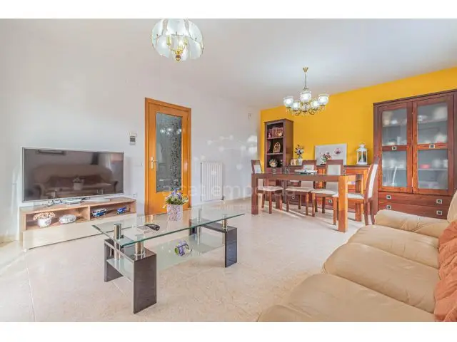 Casa con Piscina en Vilafant Zona Solana