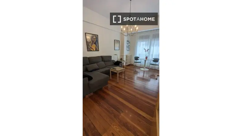 Piso en Alquiler 4 Habitaciones Pamplona