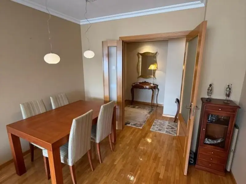 Piso en Venta en Oviedo 3 Habitaciones 2 Baños Garaje Trastero