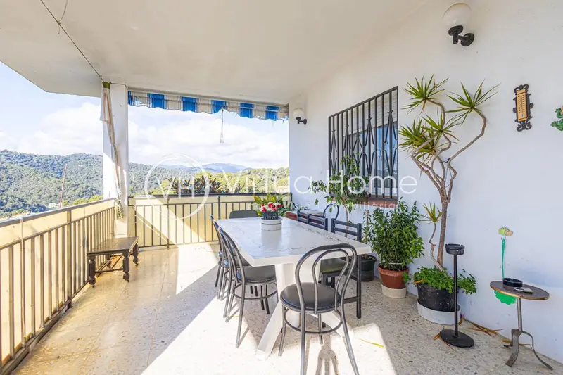 Chalet en Venta en Santa Susanna para Familias Grandes