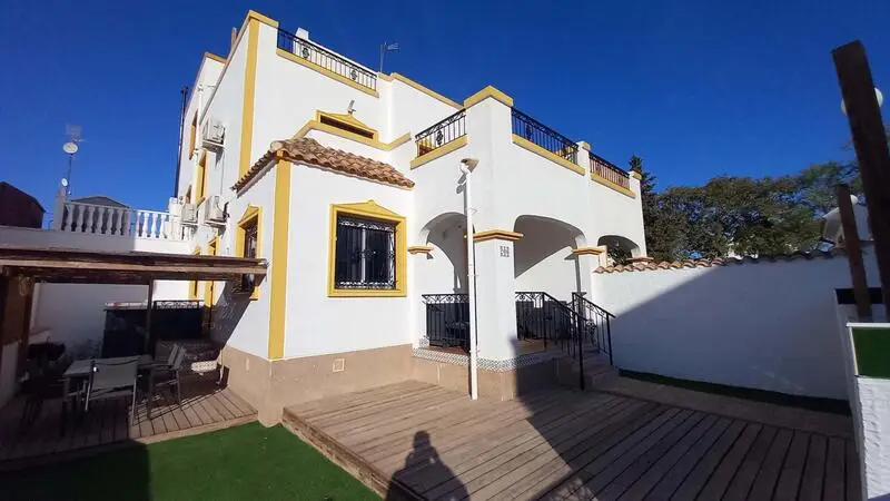 Adosado 3 Dormitorios Orihuela Atico Piscina Amueblado