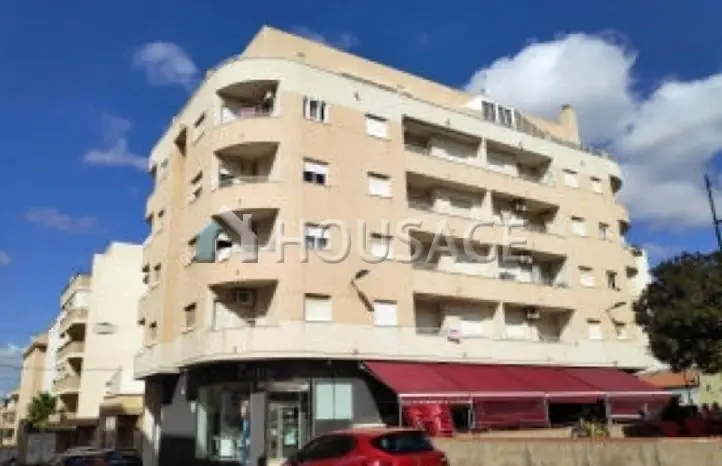 Piso en venta Torrevieja 78m2 cerca de servicios