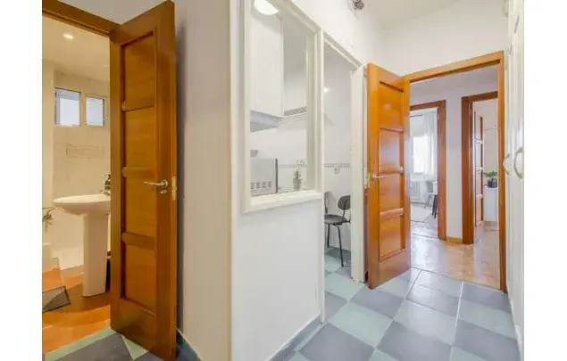 Alquiler Habitaciones Madrid Apartamento Amueblado 7 Dormitorios