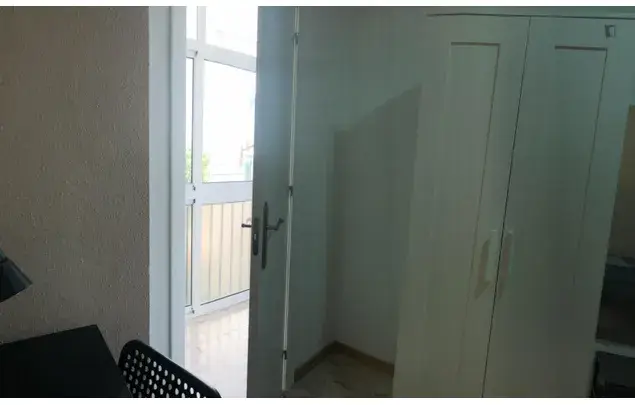 Alquiler Apartamento 4 Dormitorios Barcelona Estudiantes Trabajadores