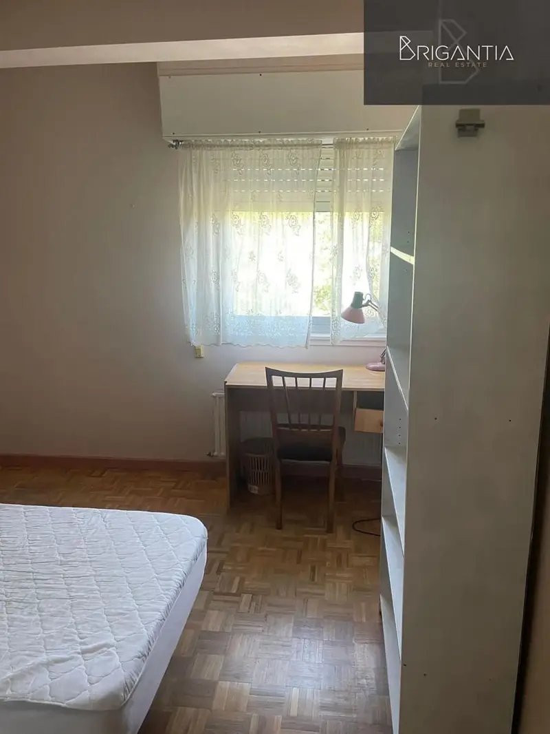 Piso Estudiantes A Coruña 4 habitaciones 2 baños Pajaritas