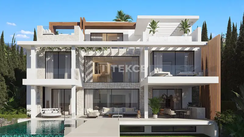 Villas de Lujo con Ascensores en Estepona