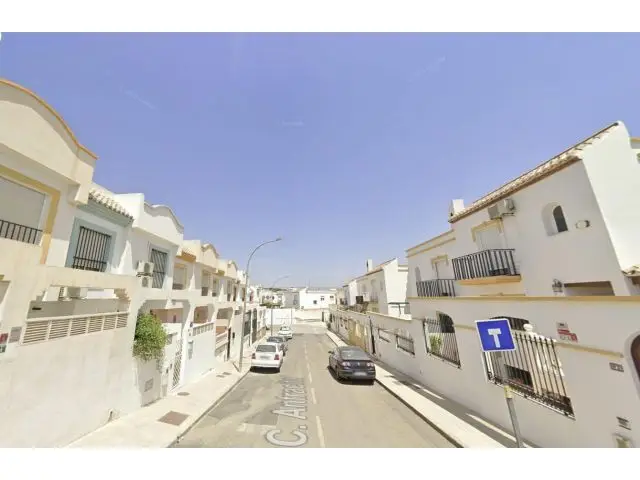Casa en Huercal de Almeria Ocupada Venta al Contado