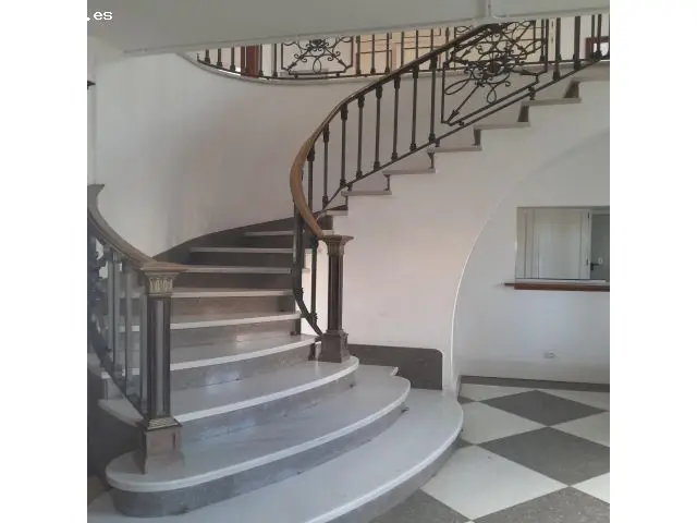 Villa de Lujo para Reformar en Avenida Pearson Pedralbes