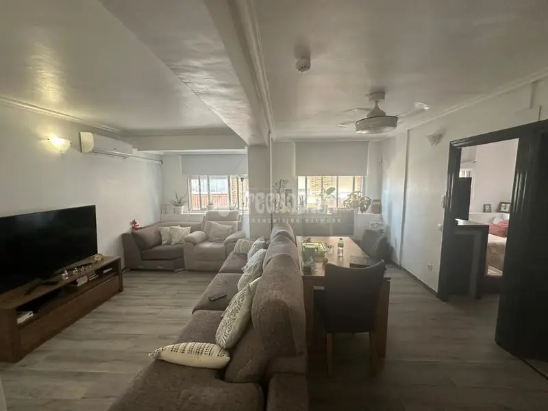 Piso Reformado en Miraflores 73m2 2 Dormitorios Terraza