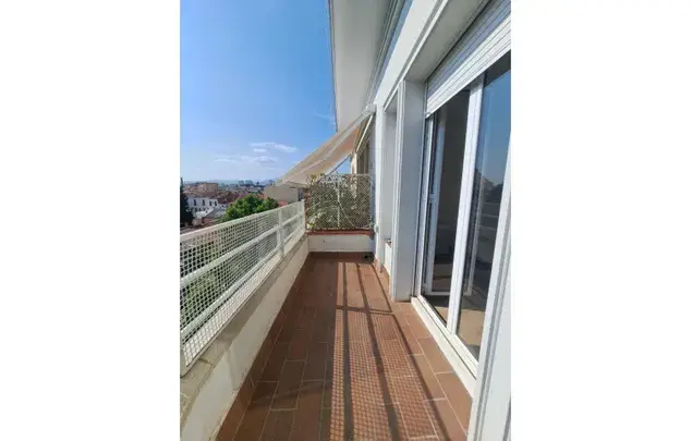 Alquiler Atico 5 Dormitorios Sabadell 120m2