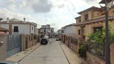 Casa Adosada en Alora Urbanizacion Santa Ana