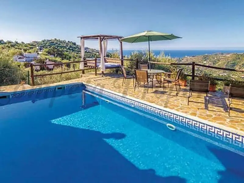 2 Cuarto Casa de Campo para alquiler a largo plazo
Torrox, Málaga