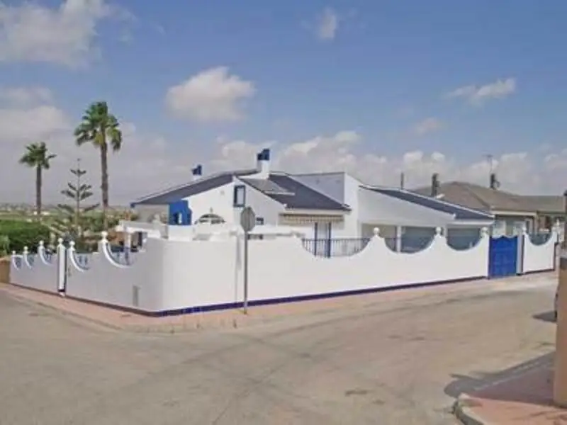 Villa en Pueblo Lucero Ciudad Quesada