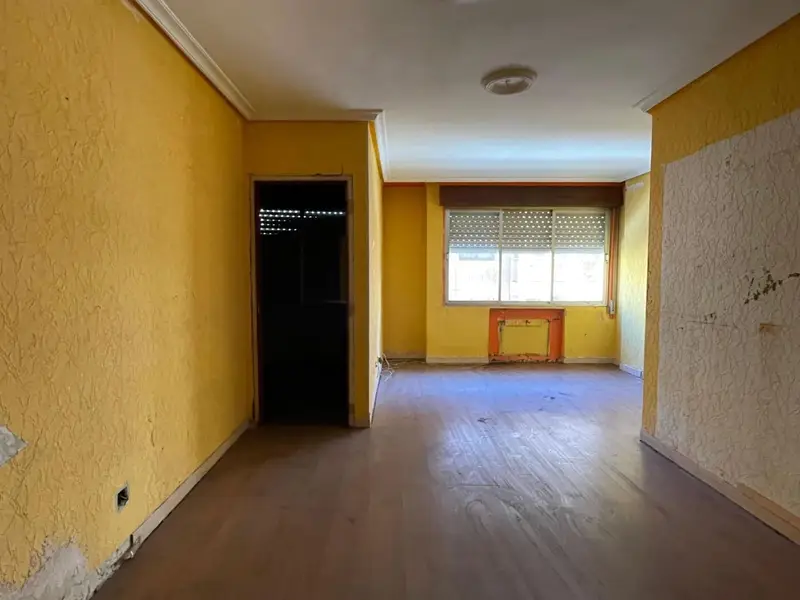 Piso amplio en Villablino Leon 4 habitaciones 2 baños