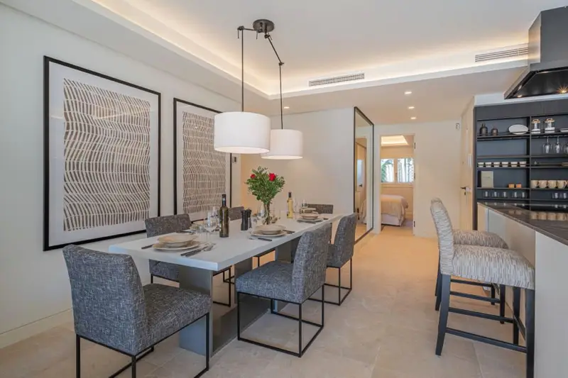 Apartamento 3 Dormitorios Milla de Oro Marbella