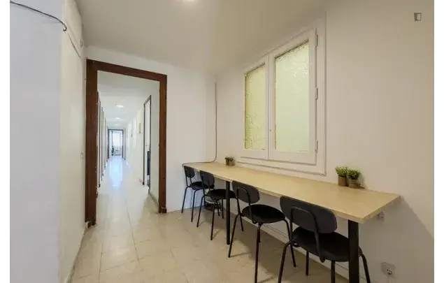 Alquiler Apartamento 7 Dormitorios Barcelona 3-24 Meses