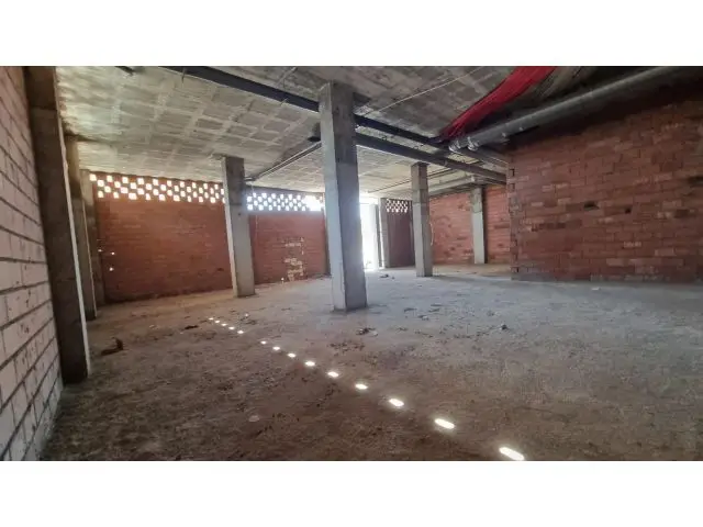 Local Comercial 200m2 Esquina Roquetas de Mar
