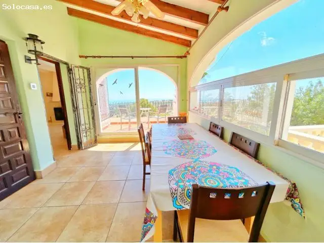 Chalet en Venta con Vistas al Mar en Moraira