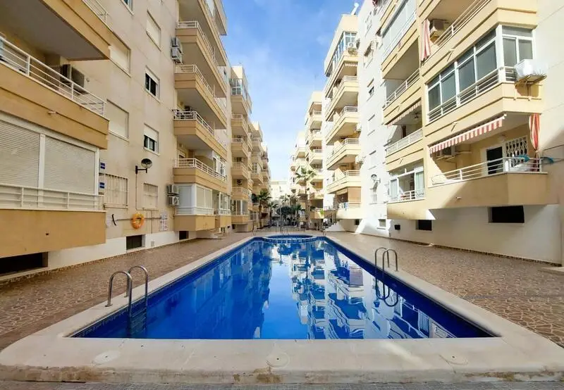 Apartamento Reformado 2 Dormitorios Terraza Piscina Parking Torrevieja