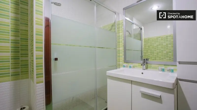 Apartamento 2 dormitorios 1 ba																																													
																																													
																																														
																																														
																																														
																																														
																																														
																																														
																																														
																																														Valencia