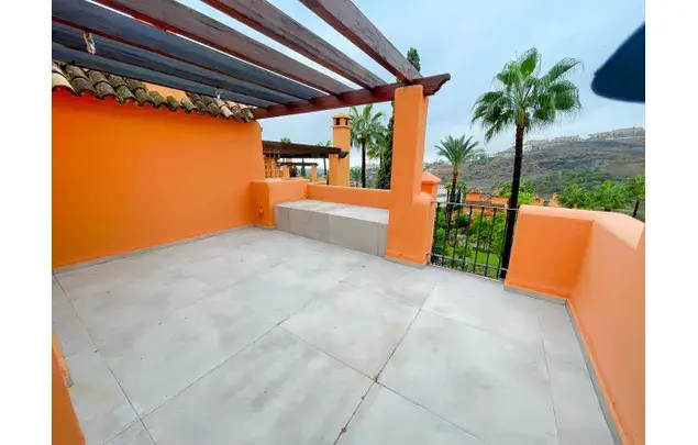 Casa adosada en Benahavis 3 dormitorios 187m2