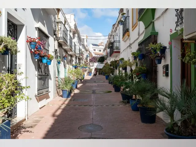 Adosado de 2 Dormitorios en venta Estepona, España