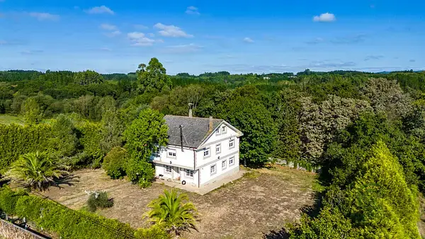 Casa con terreno en Lugo cerca del centro
