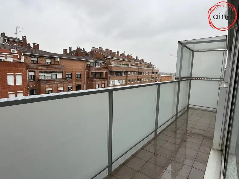 Alquiler Piso 2 Dormitorios Mendebaldea Pamplona Hospitales